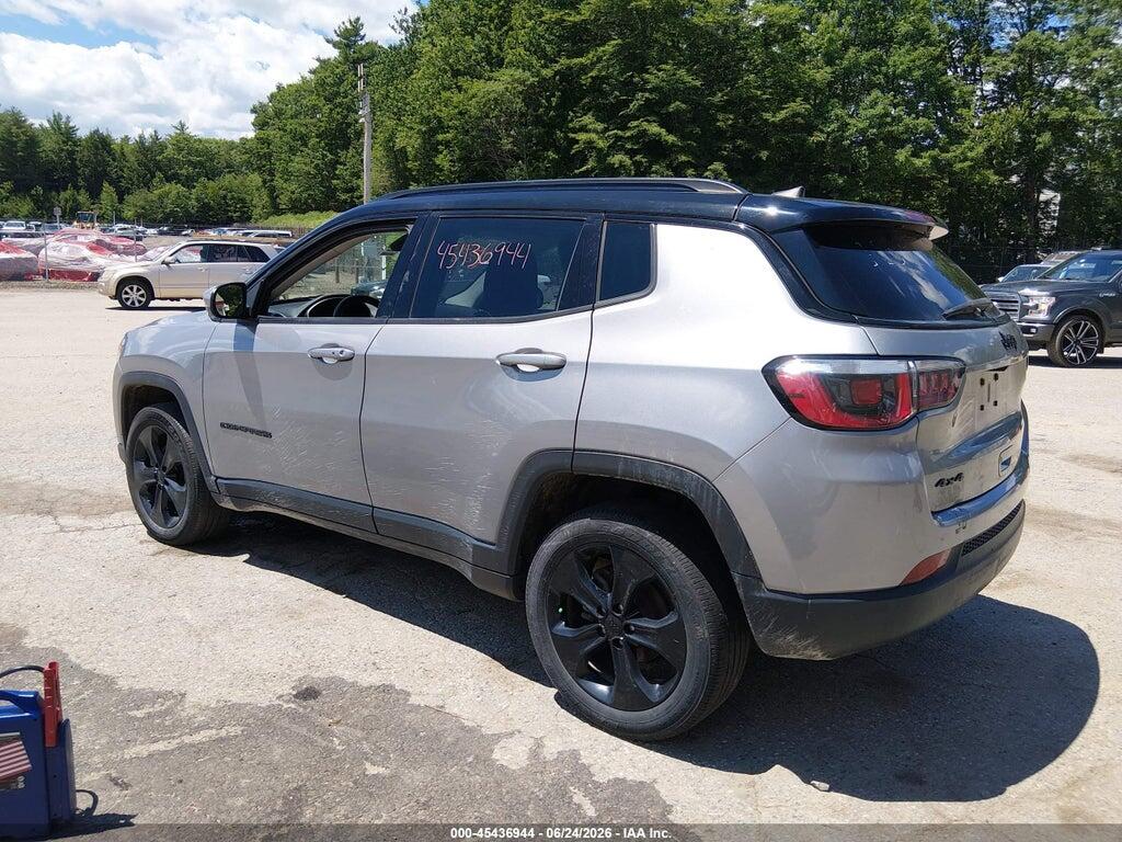3C4NJDBB1LT107221 2020 JEEP COMPASS photo no. 3