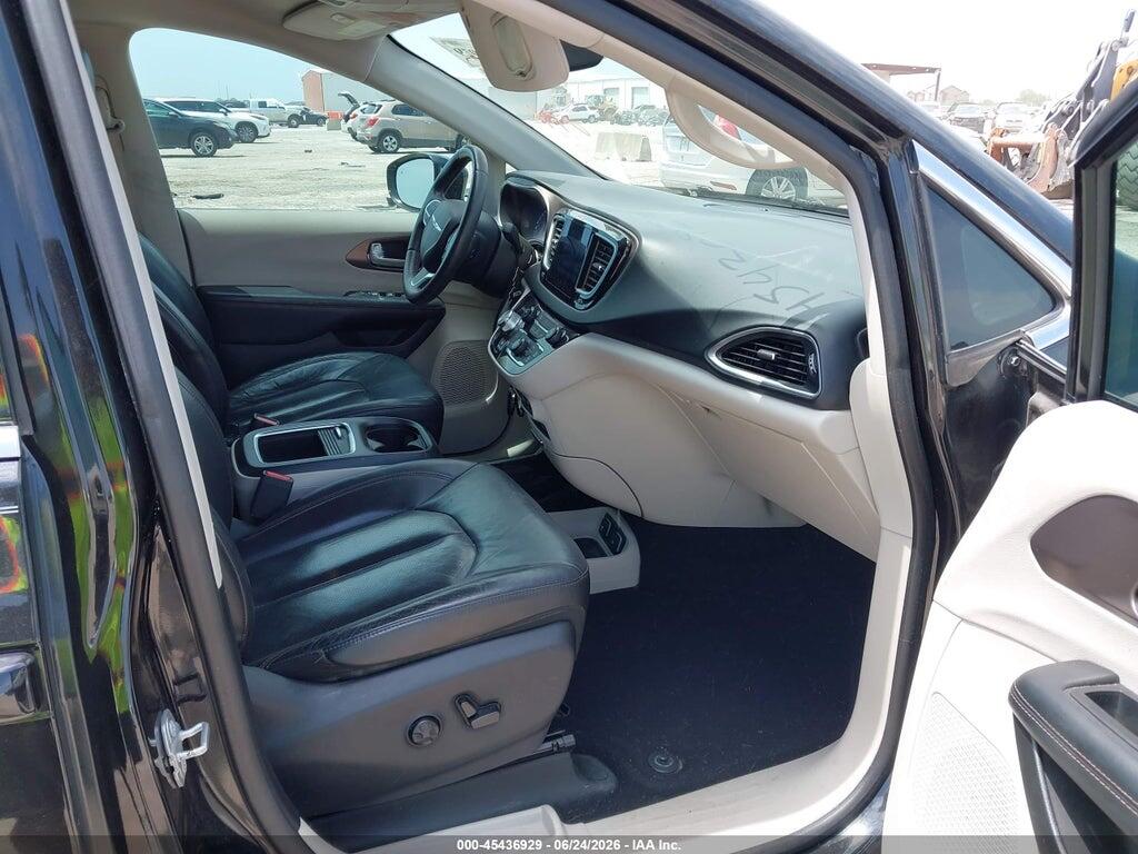 2C4RC1EG6HR644498 2017 CHRYSLER PACIFICA photo no. 5