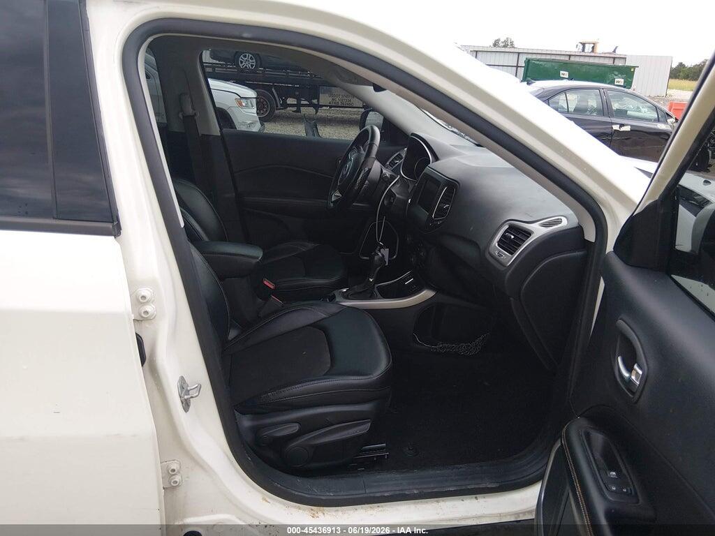 3C4NJCBB1LT231306 2020 JEEP COMPASS photo no. 5