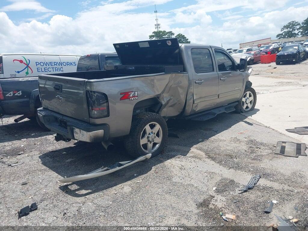 1GC1KYE83CF244464 2012 CHEVROLET SILVERADO 2500HD photo no. 4