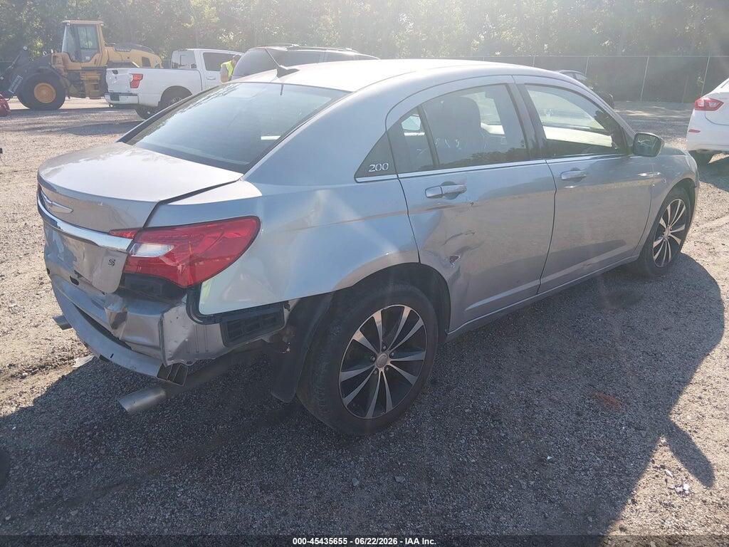 1C3CCBCG7EN151568 2014 CHRYSLER 200 photo no. 4