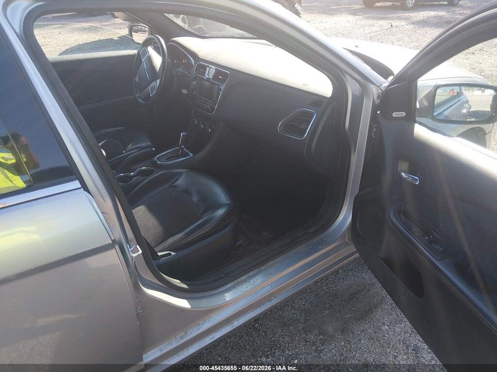 1C3CCBCG7EN151568 2014 CHRYSLER 200 photo no. 5