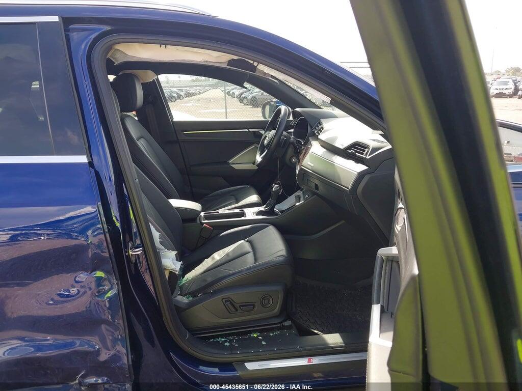 WA1DECF33N1143638 2022 AUDI Q3 photo no. 5