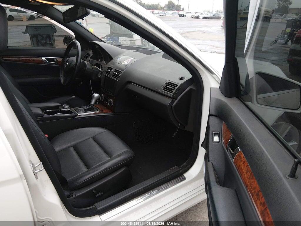 WDDGF8BB0BR177193 2011 MERCEDES-BENZ C 300 photo no. 5