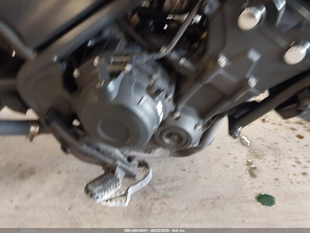 MLHPC561XR5700432 2024 HONDA CMX500 photo no. 8
