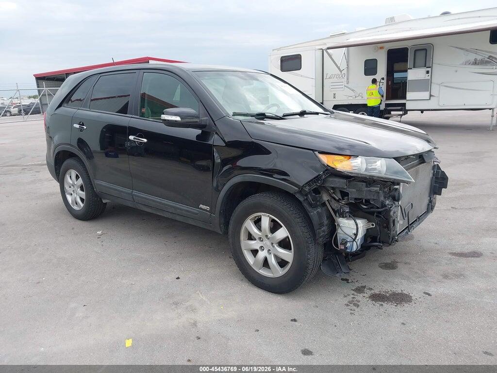 5XYKTCA10BG015023 2011 KIA SORENTO photo no. 1