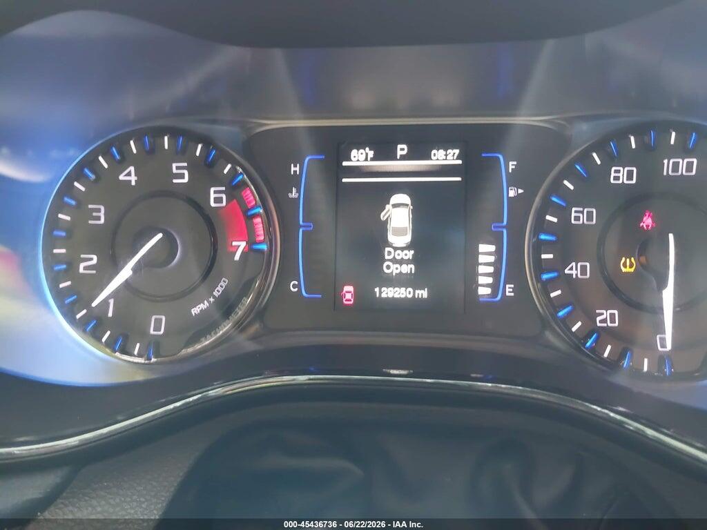 1C3CCCBB4FN721703 2015 CHRYSLER 200 photo no. 7