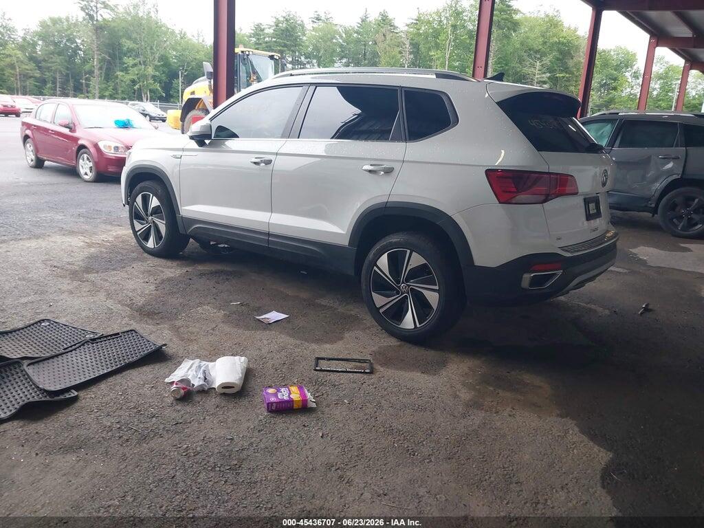 3VVUX7B20RM112071 2024 VOLKSWAGEN TAOS photo no. 3