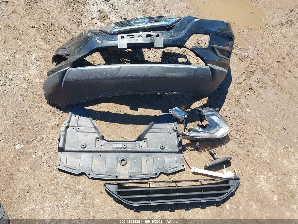 KNMAT2MT4JP513840 2018 NISSAN ROGUE photo no. 12