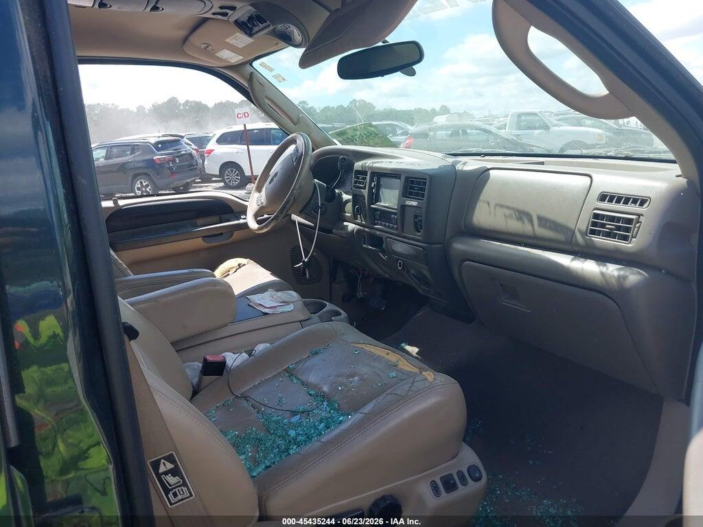 1FMNU43S33ED32032 2003 FORD EXCURSION photo no. 5