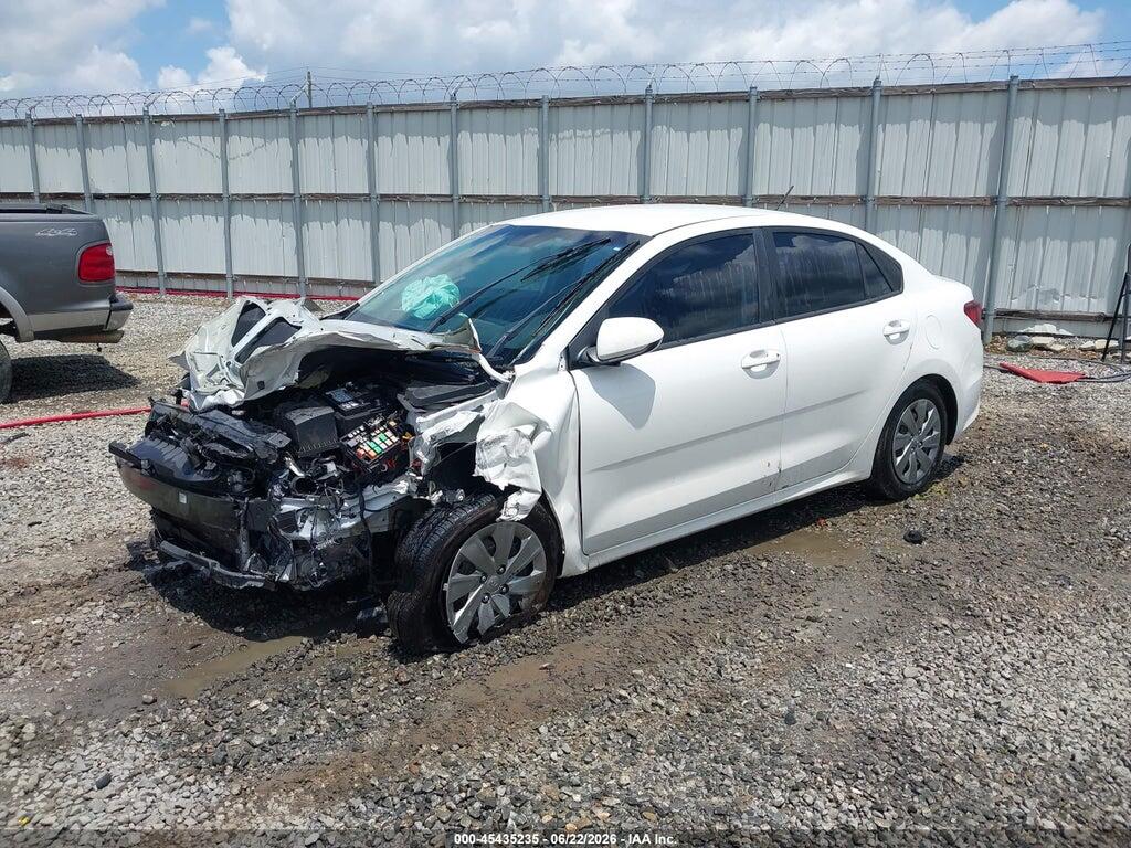 3KPA24AD2LE349552 2020 KIA RIO photo no. 2
