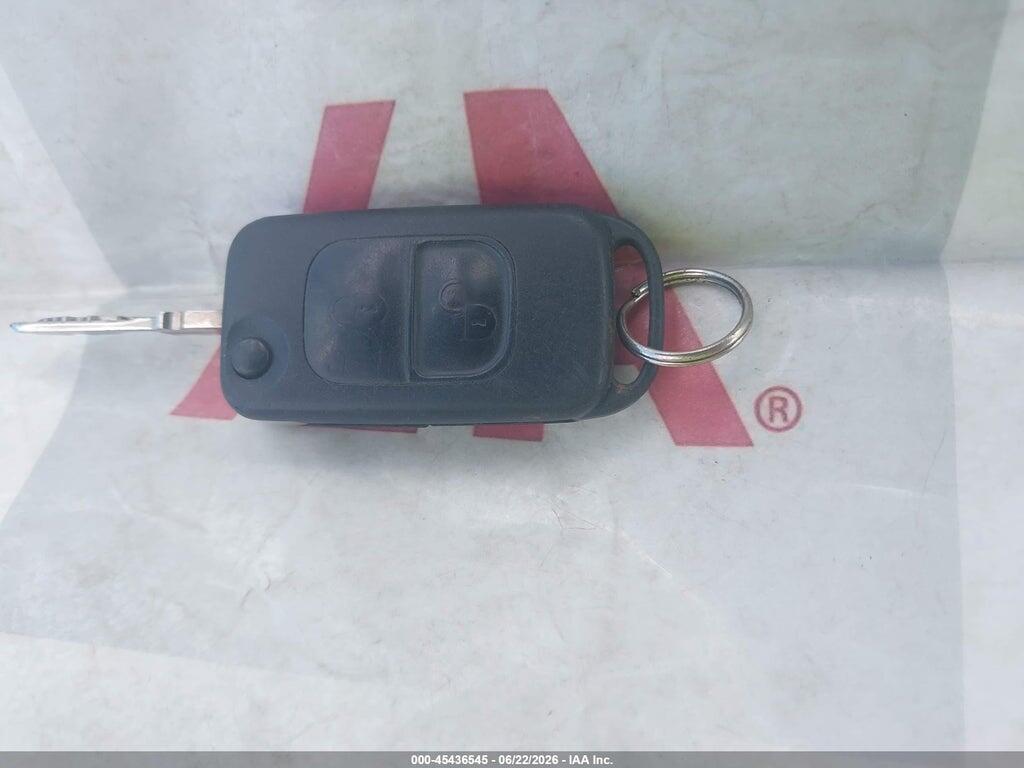 WD3PF1DD0GP240290 2016 MERCEDES-BENZ SPRINTER 3500 photo no. 11