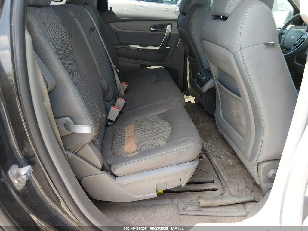 1GNKVFED0HJ174690 2017 CHEVROLET TRAVERSE photo no. 8