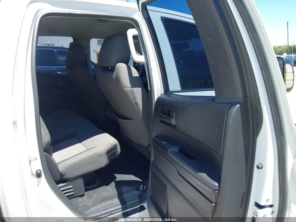 5TFCY5F12HX021910 2017 TOYOTA TUNDRA photo no. 8