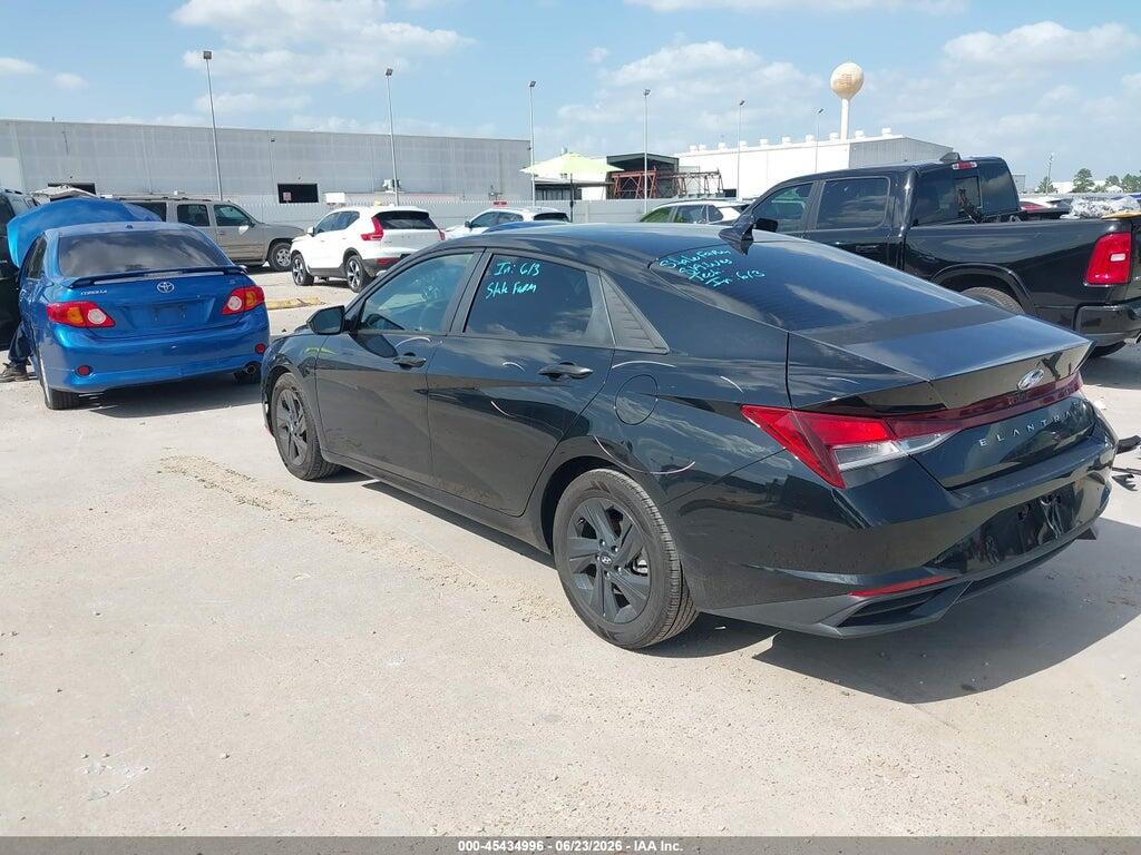 KMHLM4AG2NU313616 2022 HYUNDAI ELANTRA photo no. 3