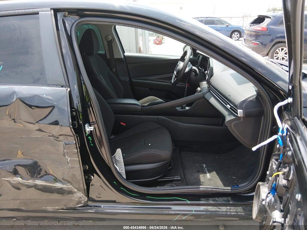 KMHLM4AG2NU313616 2022 HYUNDAI ELANTRA photo no. 5