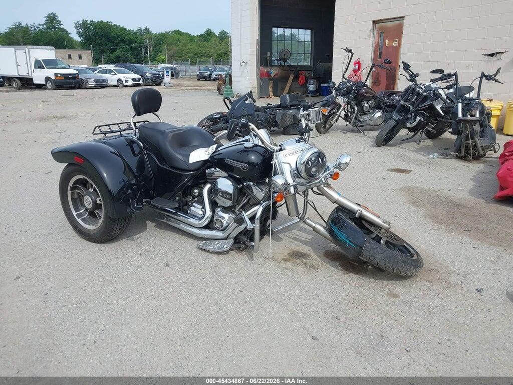 1HD1MCM14FB859844 2015 HARLEY-DAVIDSON FLRT photo no. 1