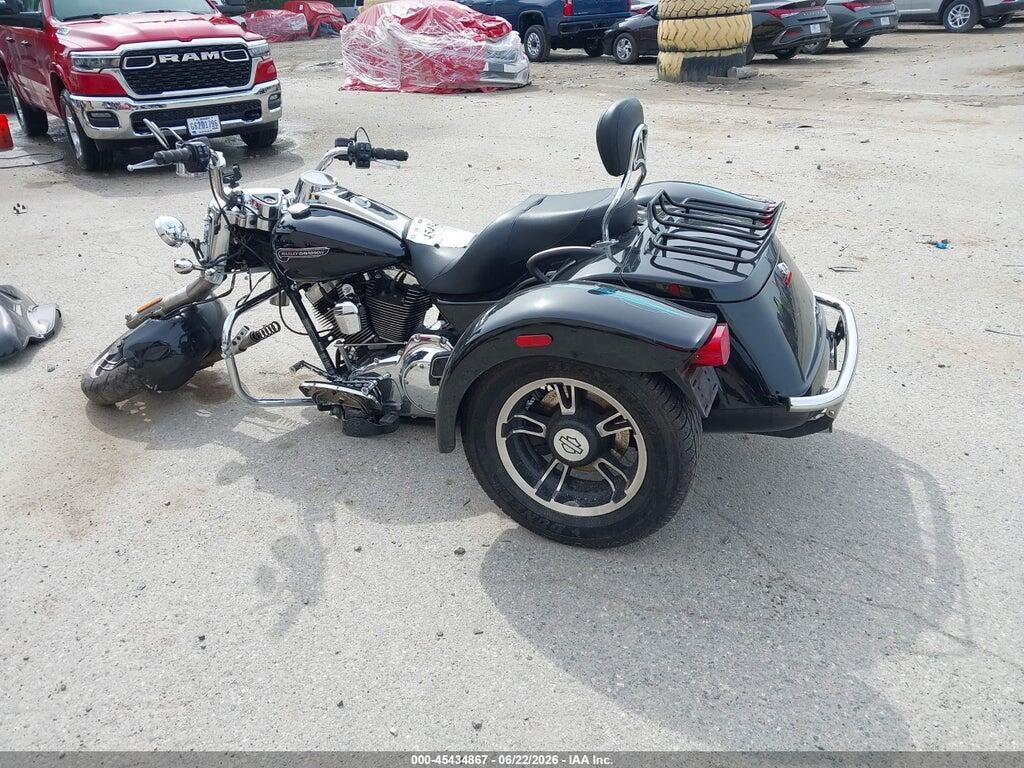1HD1MCM14FB859844 2015 HARLEY-DAVIDSON FLRT photo no. 3