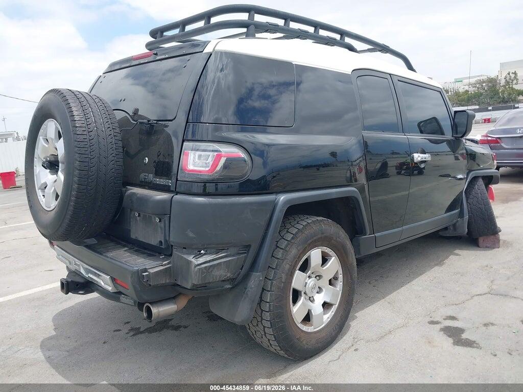 JTEBU4BF3AK079798 2010 TOYOTA FJ CRUISER photo no. 4