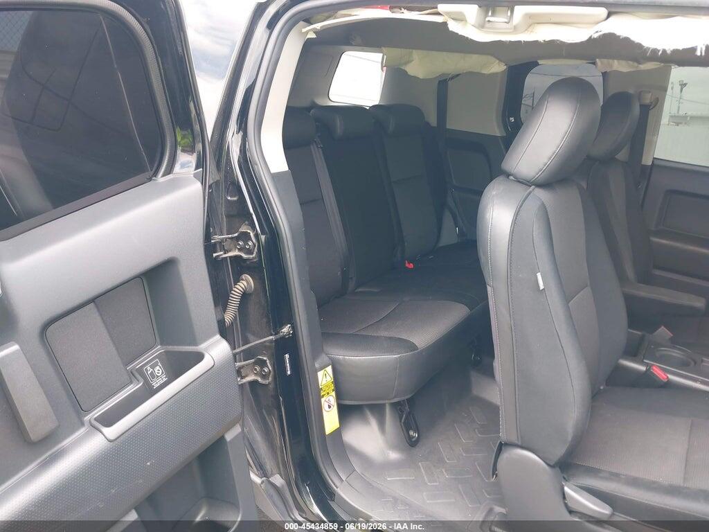 JTEBU4BF3AK079798 2010 TOYOTA FJ CRUISER photo no. 8