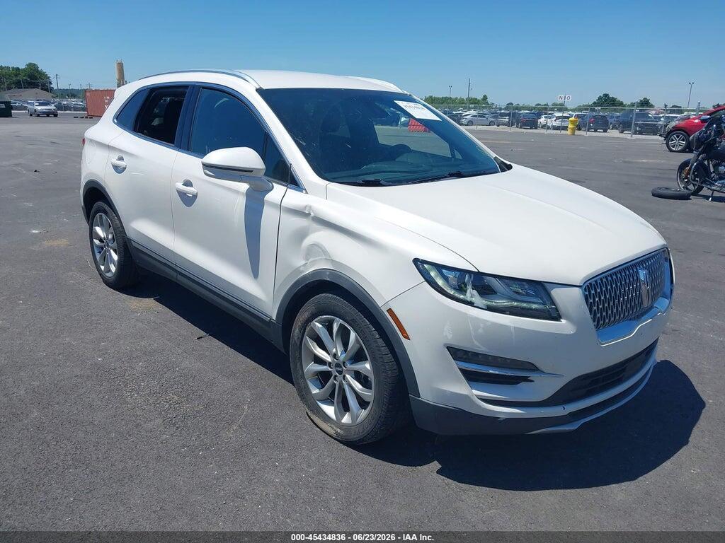 5LMCJ2D94KUL44403 2019 LINCOLN MKC photo no. 1