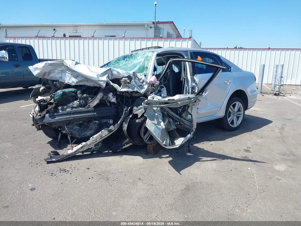 1VWCN7A37CC010380 2012 VOLKSWAGEN PASSAT photo no. 2
