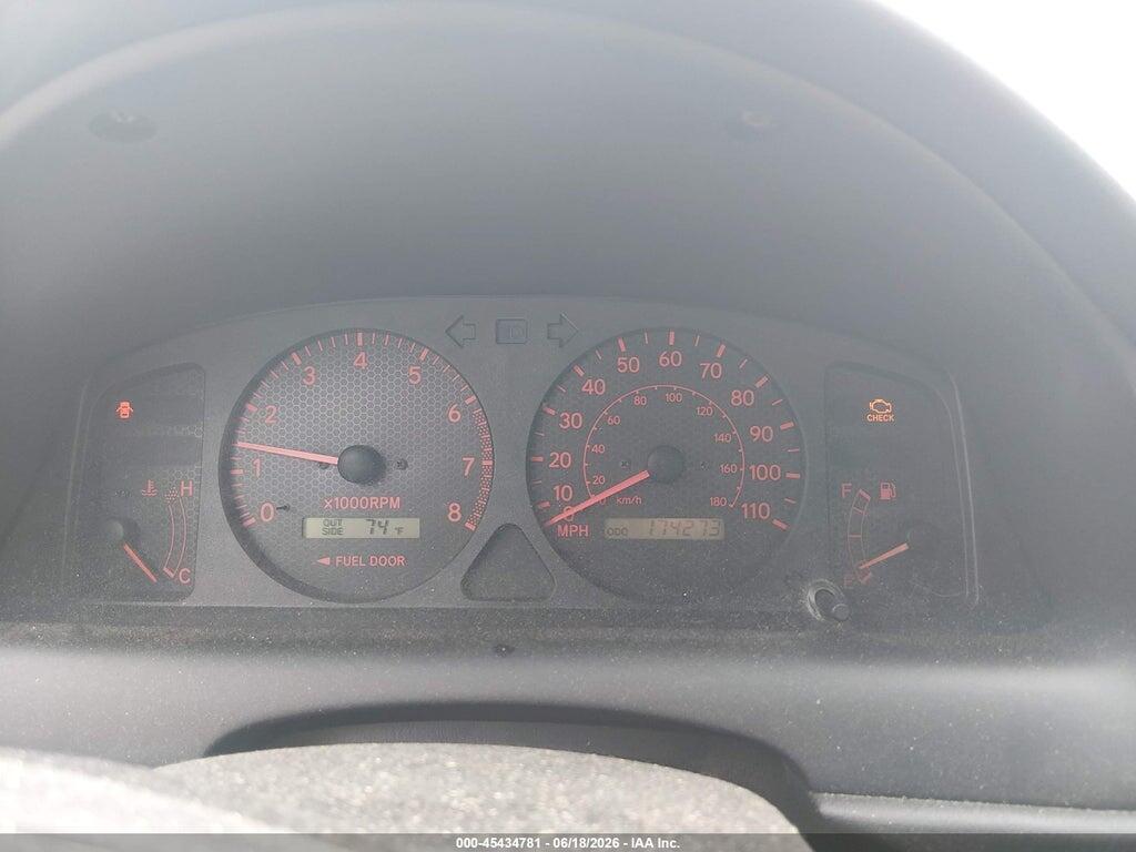 2T1BR12E12C561524 2002 TOYOTA COROLLA photo no. 7