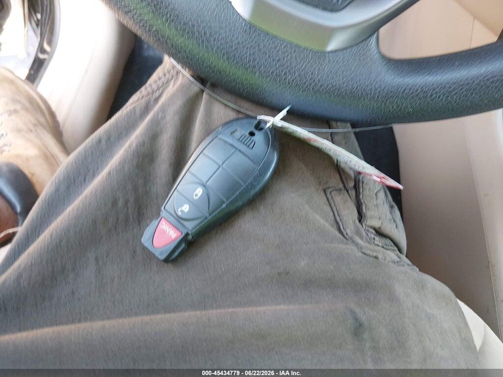1C4PJLCB2KD423104 2019 JEEP CHEROKEE photo no. 11