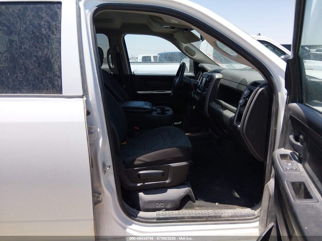 1C6RR7ST2PS537052 2023 RAM 1500 CLASSIC photo no. 5