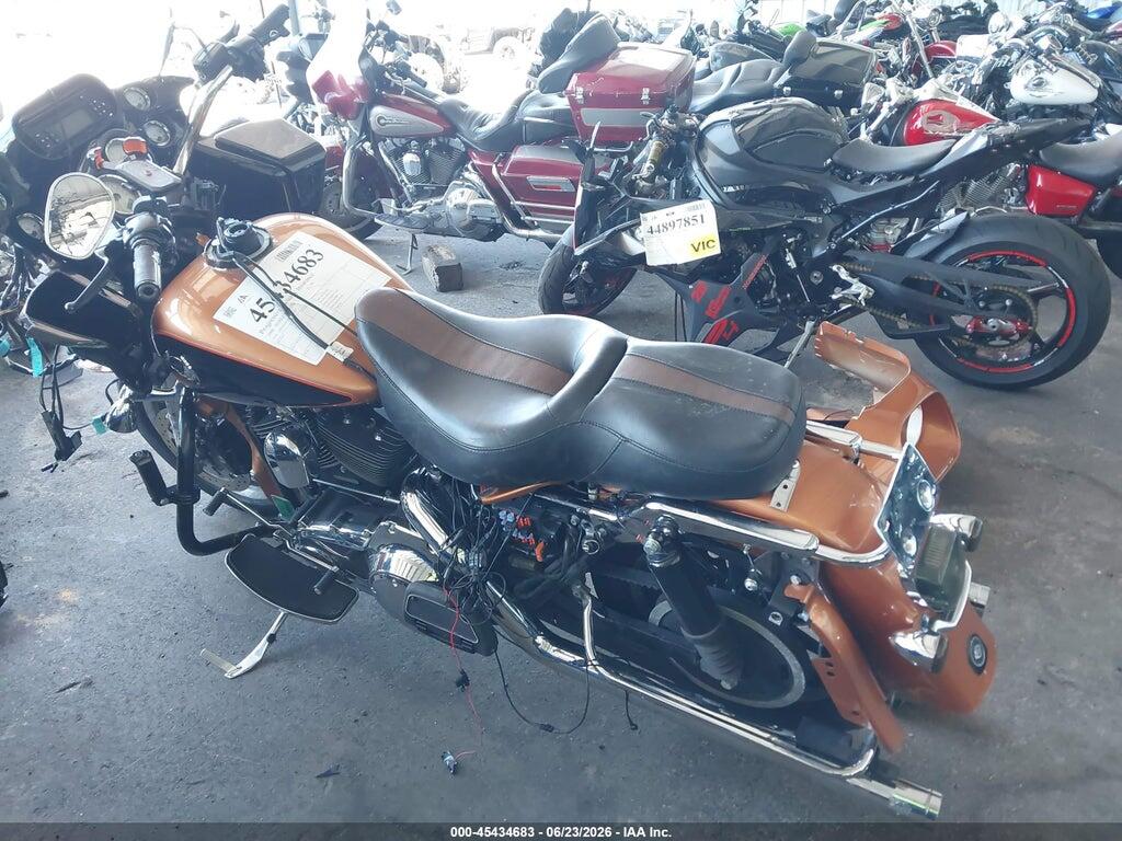 1HD1FS44X8Y624119 2008 HARLEY-DAVIDSON FLTR photo no. 3