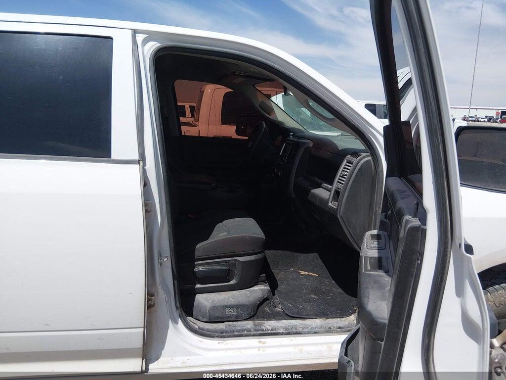 1C6RR7ST3PS537058 2023 RAM 1500 CLASSIC photo no. 5