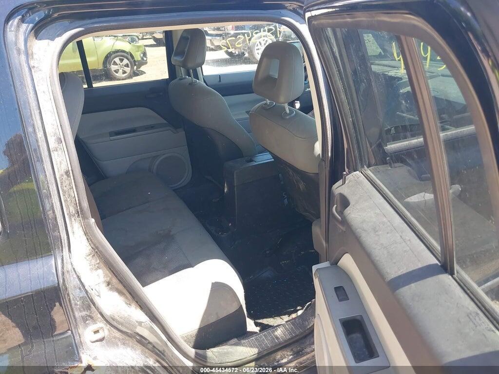 1J8FF28W37D362977 2007 JEEP PATRIOT photo no. 8