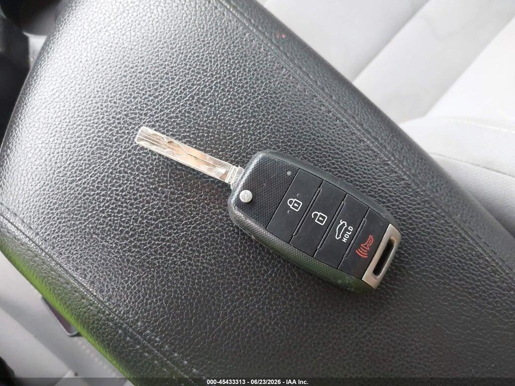5XXGM4A70FG355487 2015 KIA OPTIMA photo no. 11