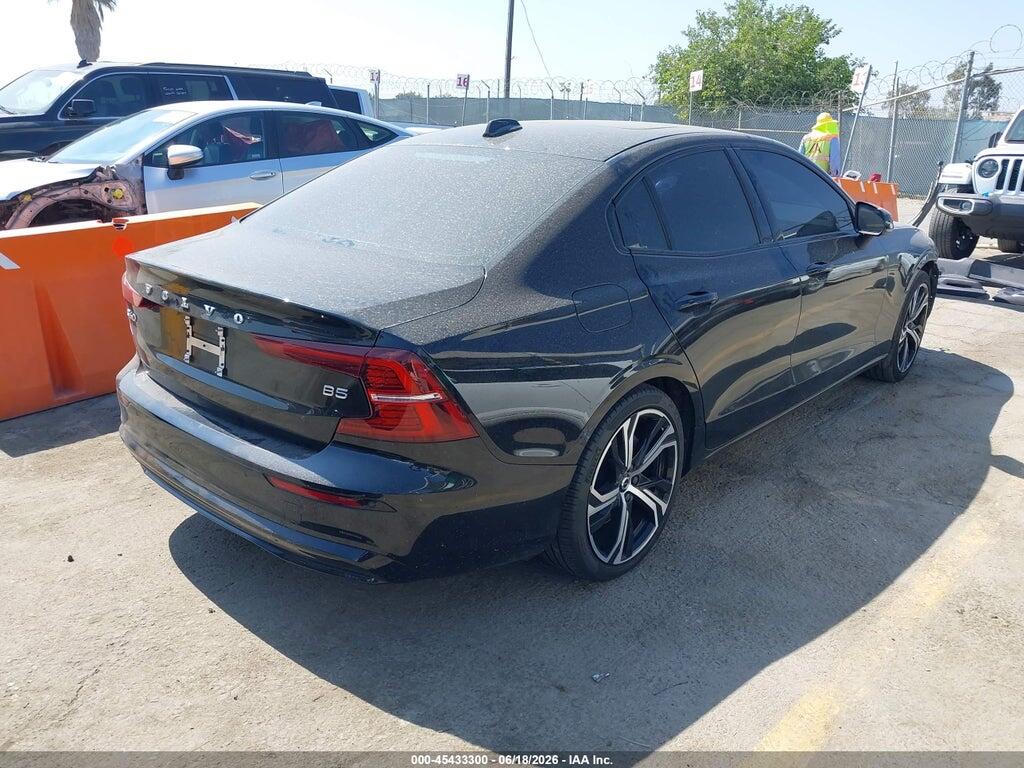 7JRL12FK6RG325112 2024 VOLVO S60 photo no. 4