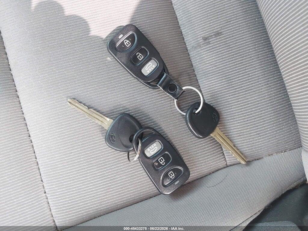 5NPD74LF3HH160375 2017 HYUNDAI ELANTRA photo no. 11