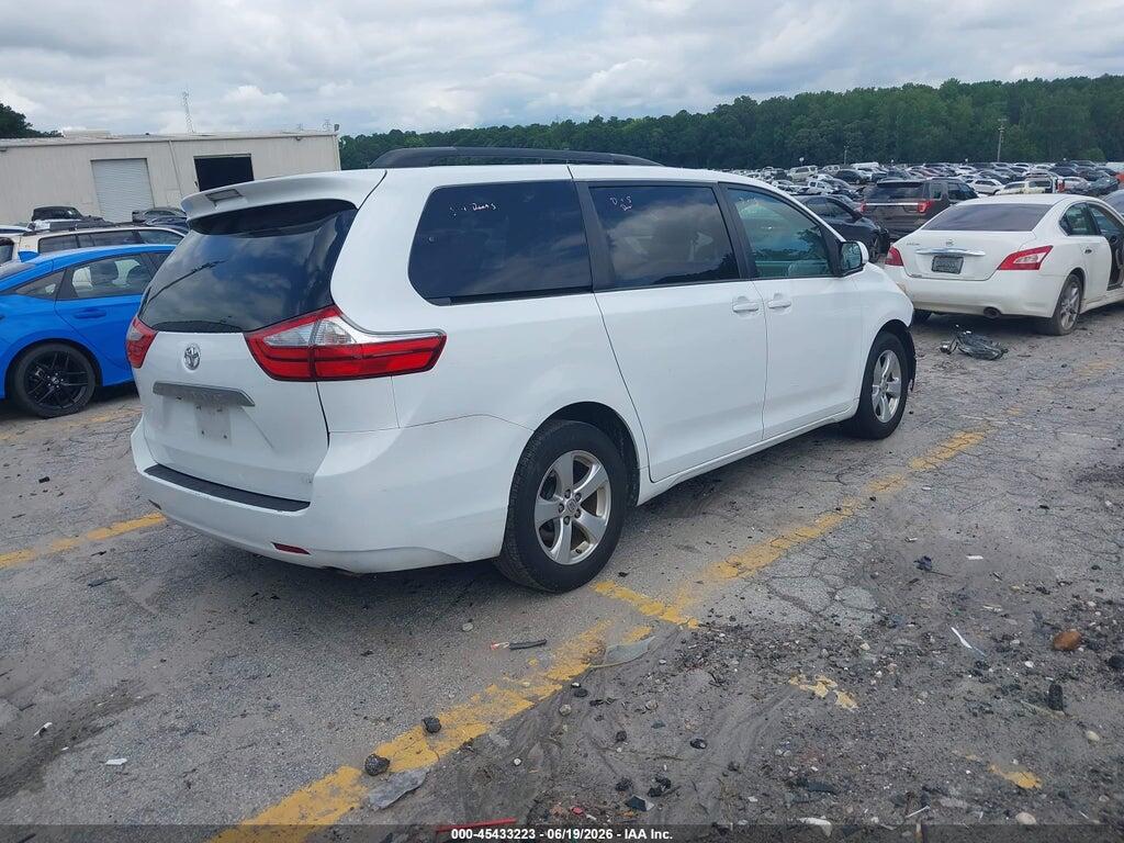 5TDKZ3DC5HS827649 2017 TOYOTA SIENNA photo no. 4