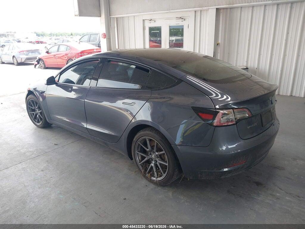 5YJ3E1EA8MF045443 2021 TESLA MODEL 3 photo no. 3