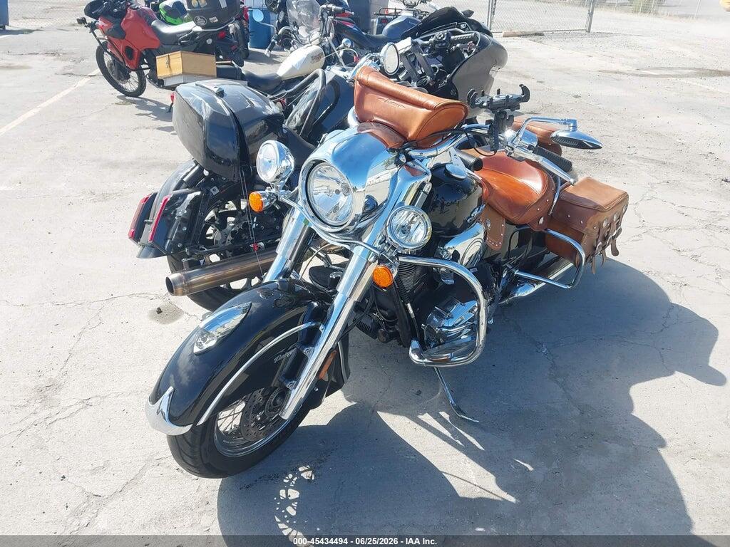 56KCVAAA6J3363053 2018 INDIAN MOTORCYCLE CO. CHIEF photo no. 2