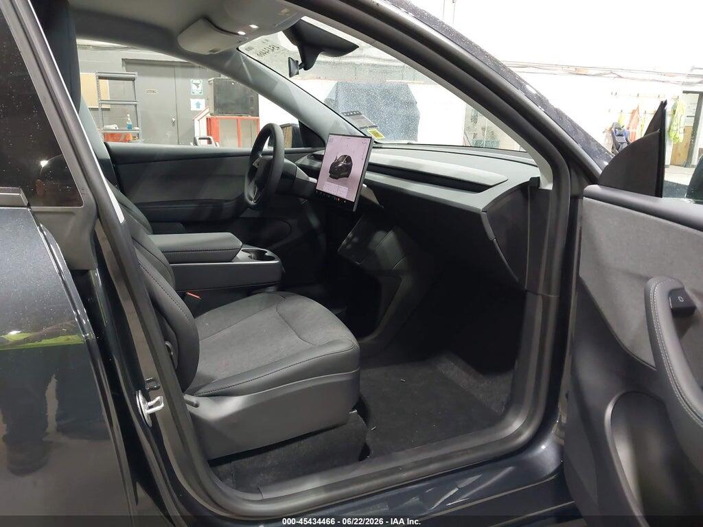 7SAYGDED1TA706496 2026 TESLA MODEL Y photo no. 5