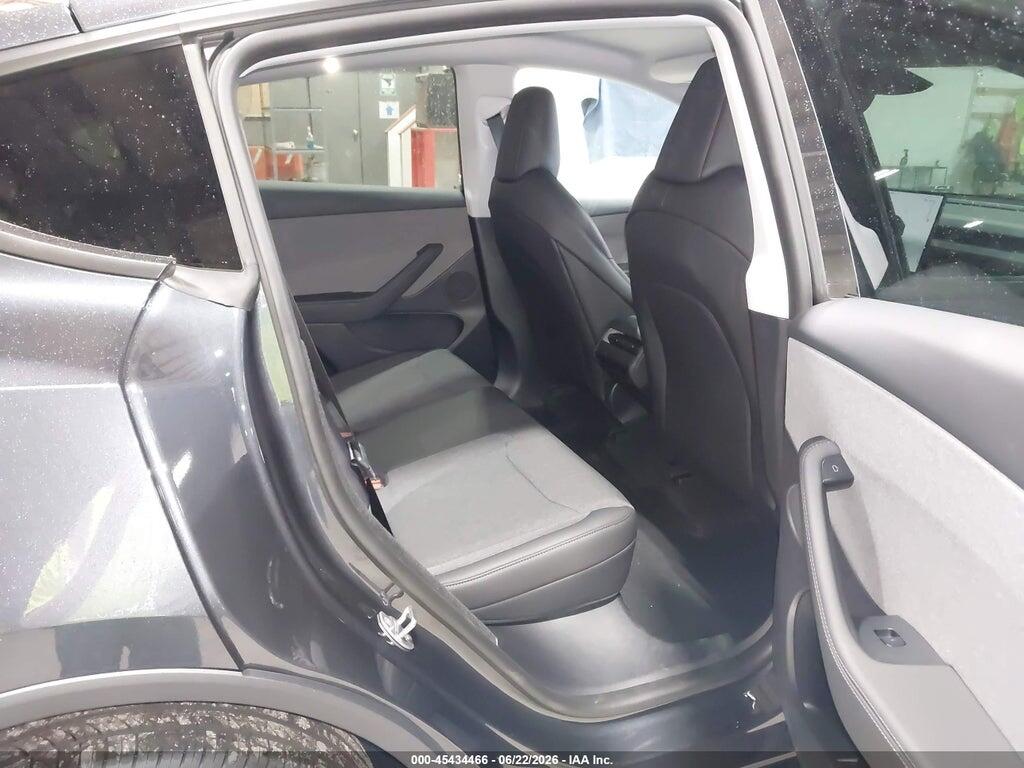 7SAYGDED1TA706496 2026 TESLA MODEL Y photo no. 8