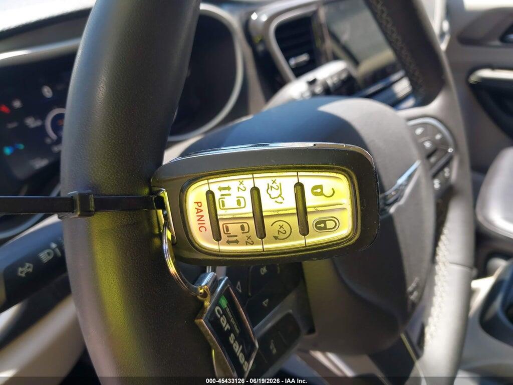 2C4RC1L74PR618287 2023 CHRYSLER PACIFICA HYBRID photo no. 11