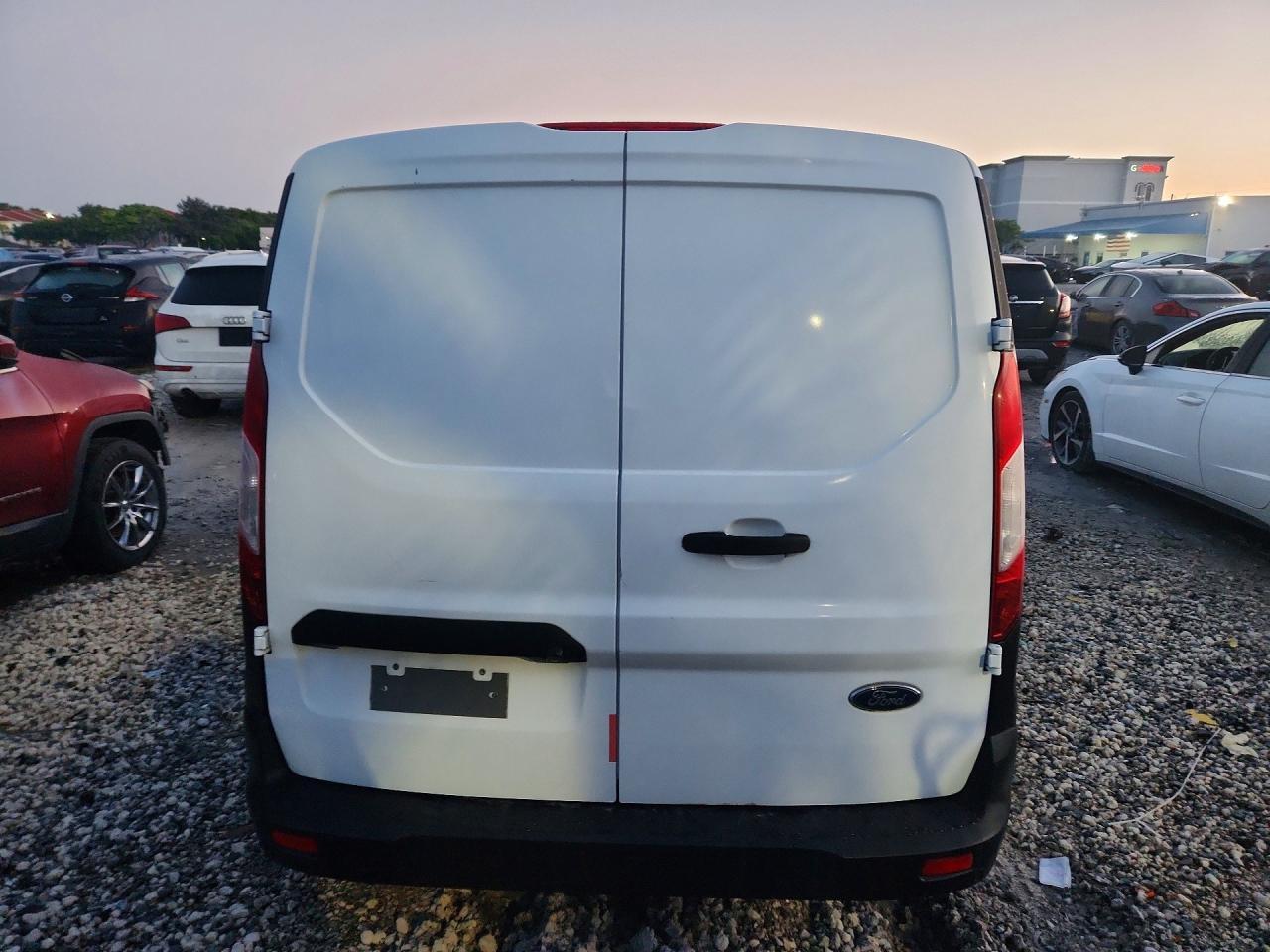 2020 FORD TRANSIT CONNECT XL — Фото 6 из 13
