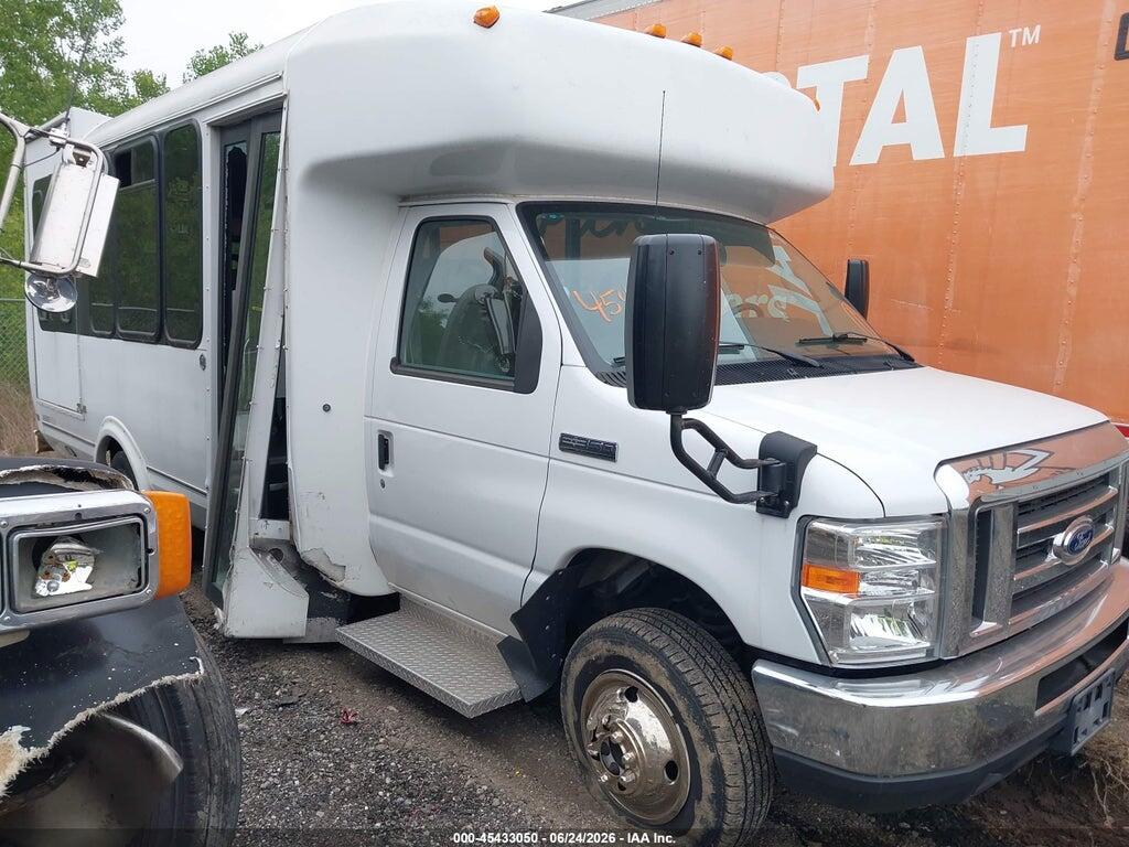 1FDWE3FS3KDC47655 2019 FORD E-350 CUTAWAY photo no. 1