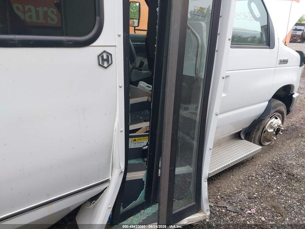 1FDWE3FS3KDC47655 2019 FORD E-350 CUTAWAY photo no. 6