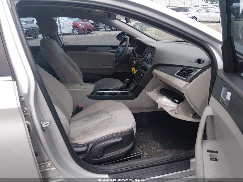 5NPE24AF0HH514908 2017 HYUNDAI SONATA photo no. 5
