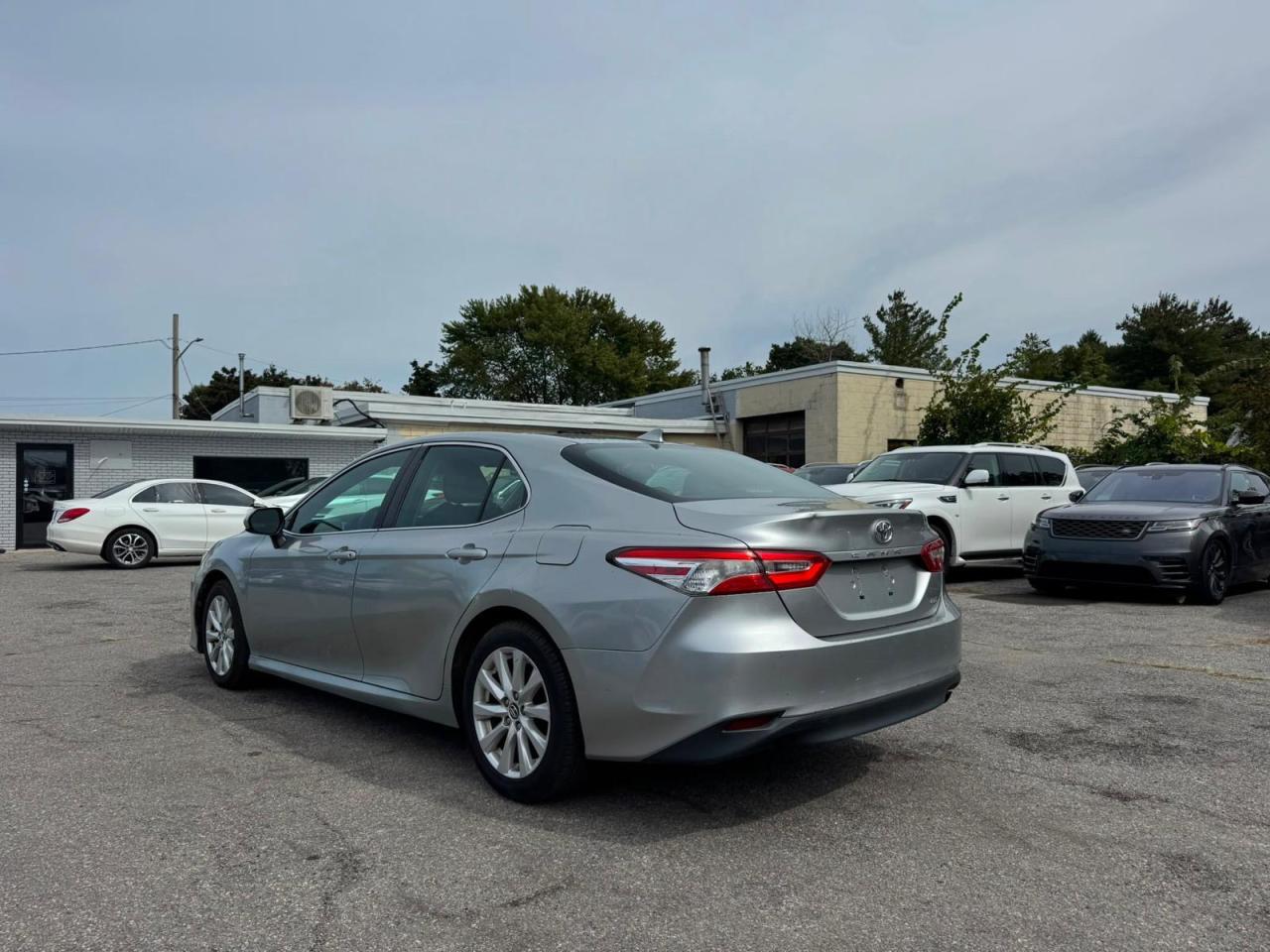 2019 TOYOTA CAMRY L — Фото 3 из 10