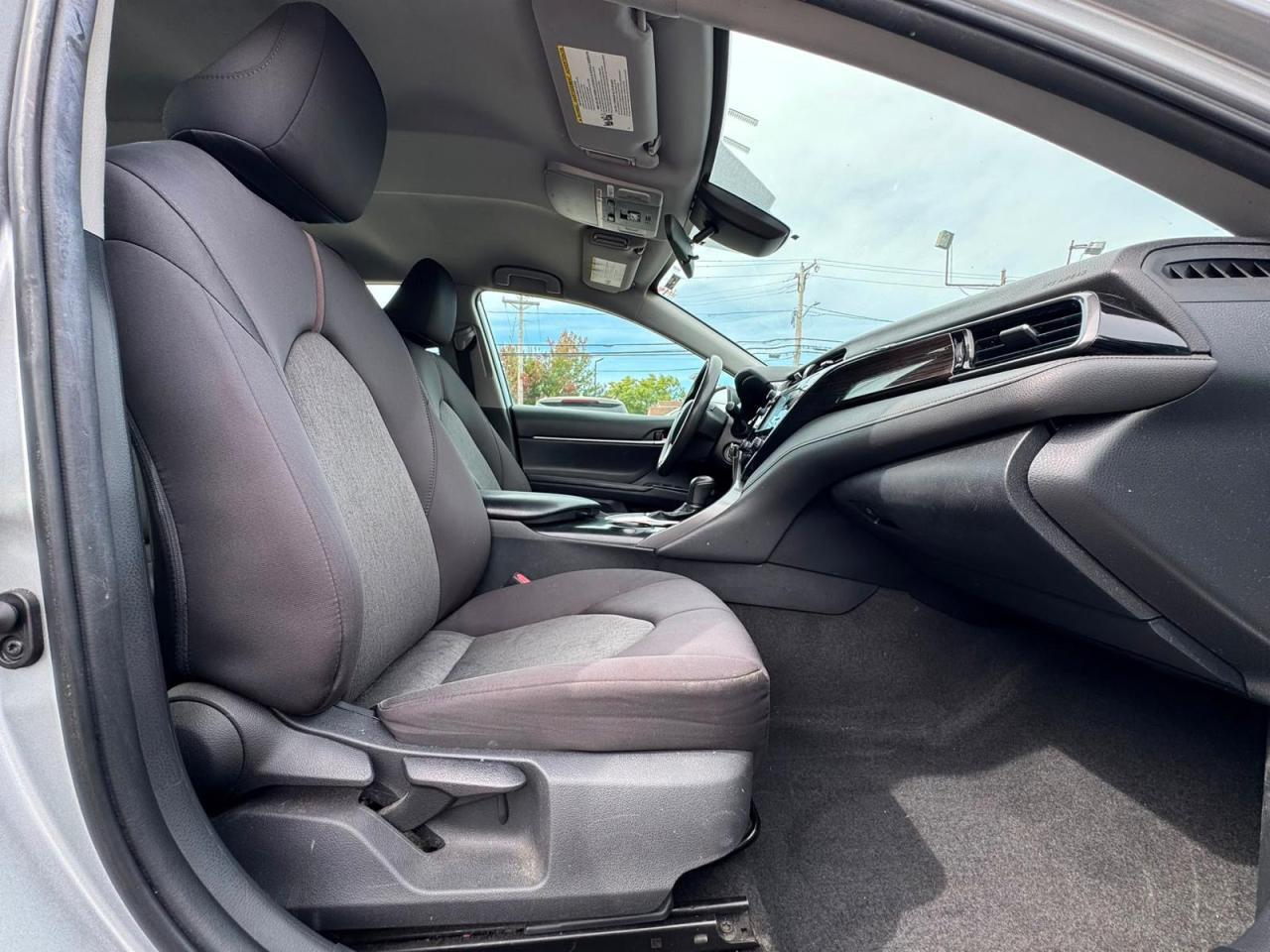 2019 TOYOTA CAMRY L — Фото 5 из 10