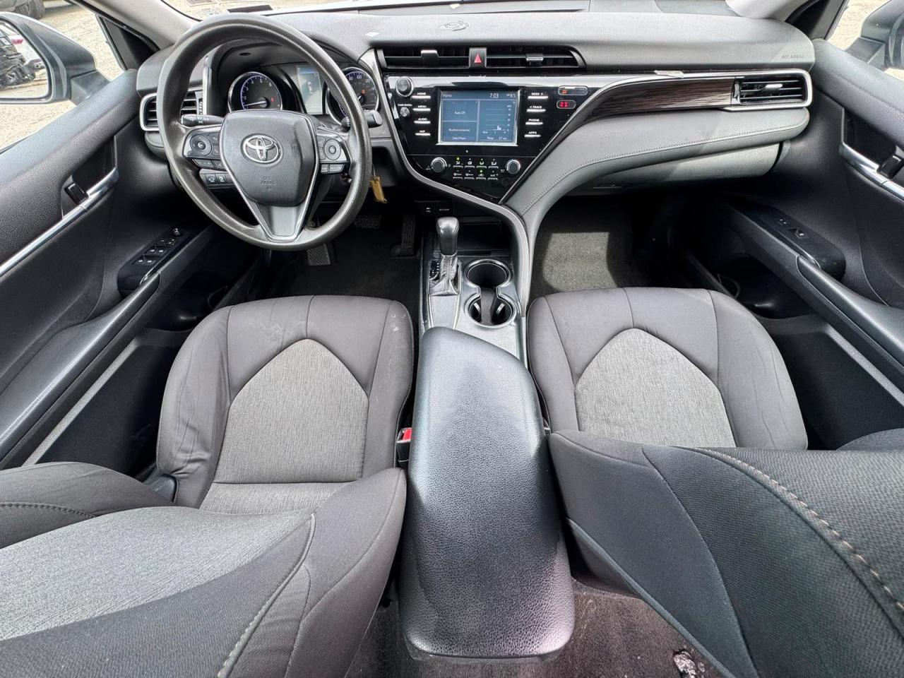 2019 TOYOTA CAMRY L — Фото 9 из 10