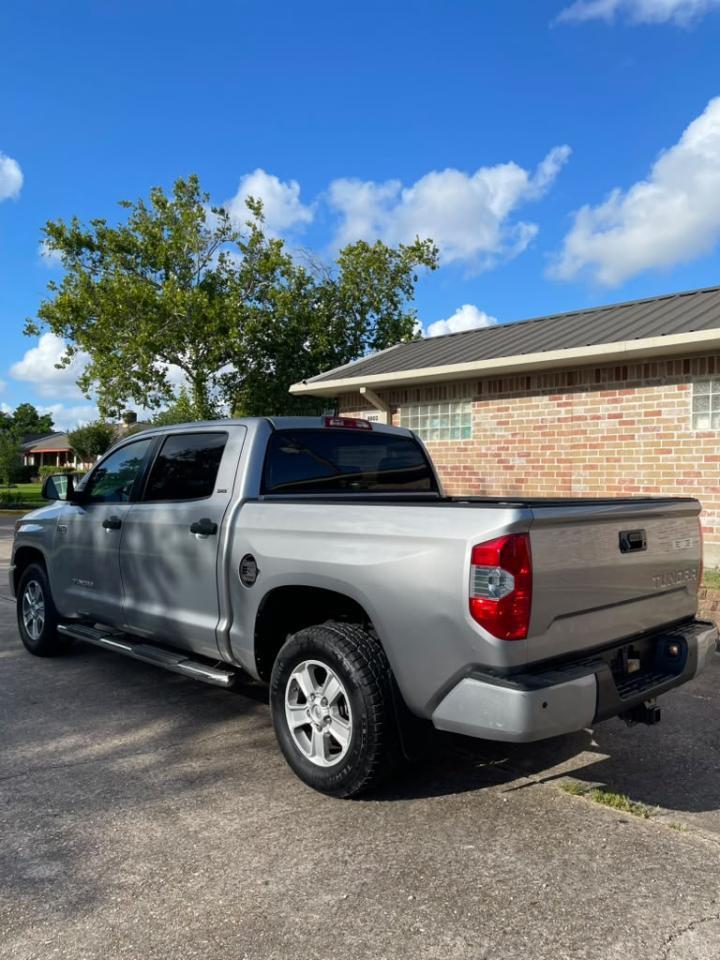 2021 TOYOTA TUNDRA CREWMAX SR5 — Фото 3 из 10