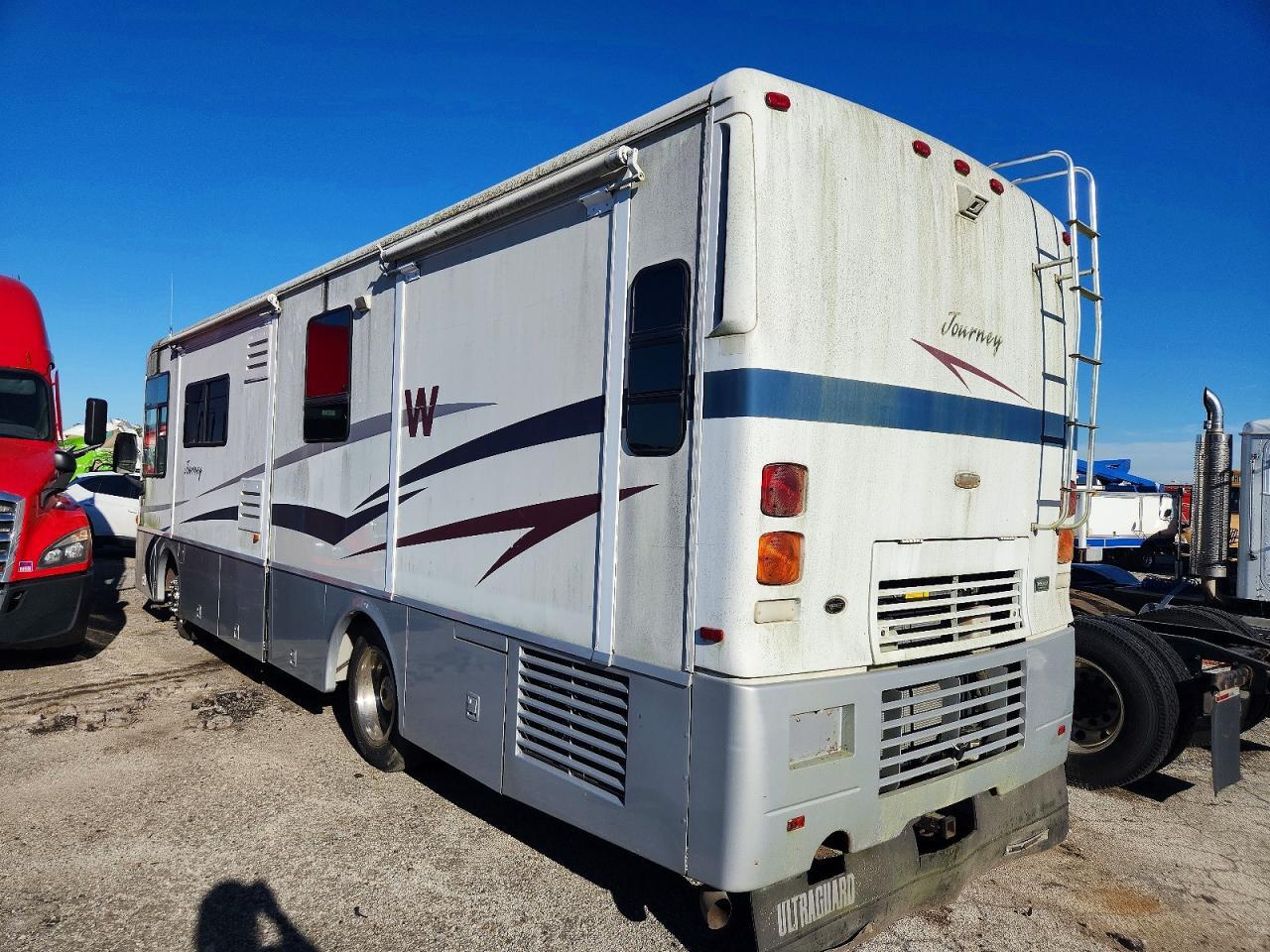 2001 WINNEBAGO JOURNEY RV — Фото 3 из 10